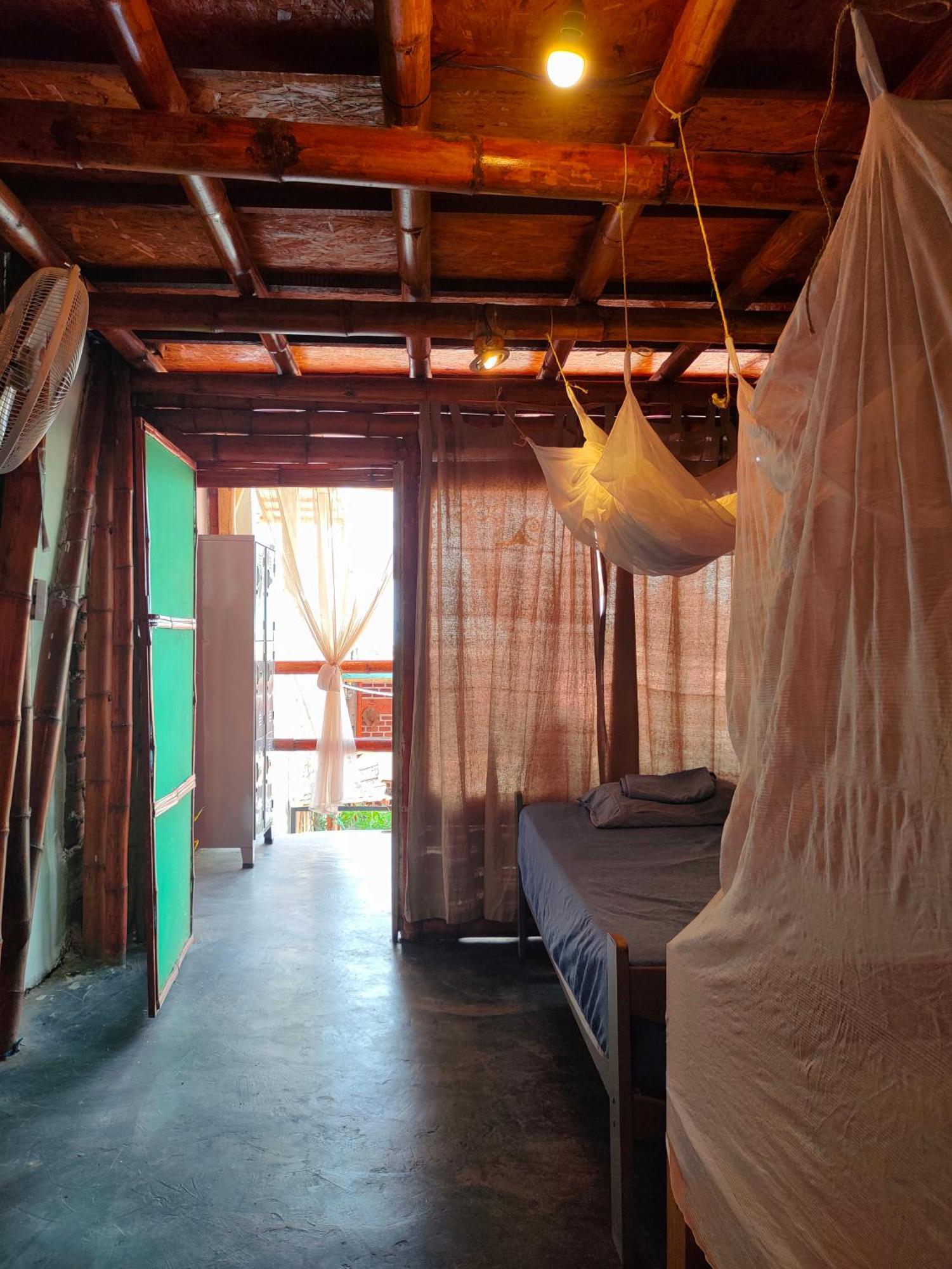 Wally'S House 曼克拉 外观 照片
