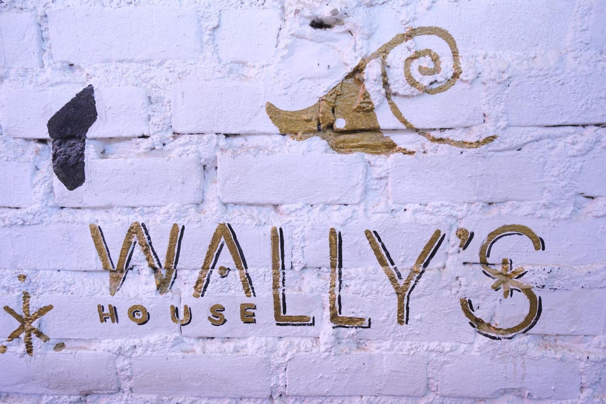 Wally'S House 曼克拉 外观 照片
